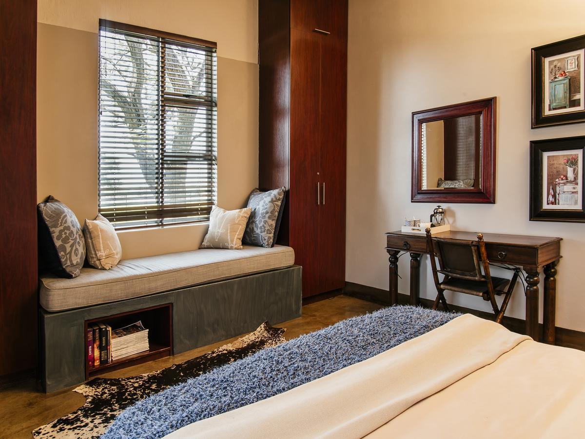 Buffalo Thorn Tree Lodge Swartruggens Ngoại thất bức ảnh